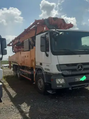 Concrete Pumps Services to Hire