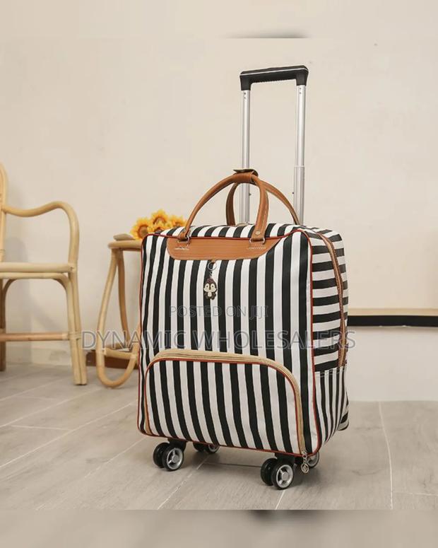 Portable Short Trip Travel Bag - thumbnail 3