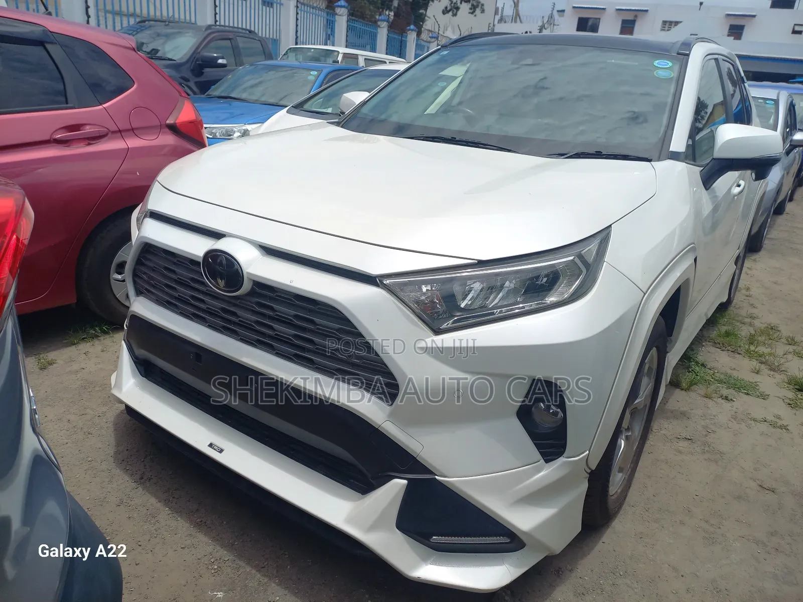 Toyota RAV4 2020 White