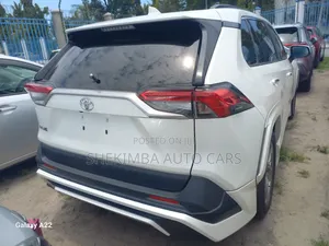 Toyota RAV4 2020 White