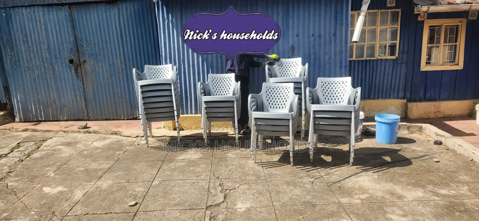 Royal Plastic Chairs With Metal Tubing Legs