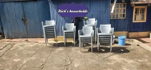 Royal Plastic Chairs With Metal Tubing Legs
