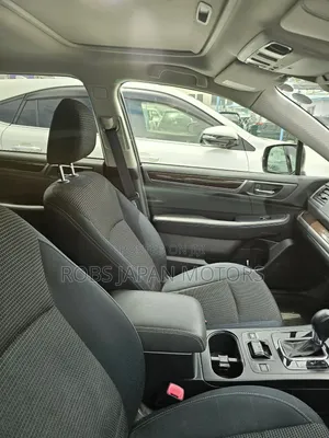 Subaru Outback 2.5i Premium AWD 2017 White