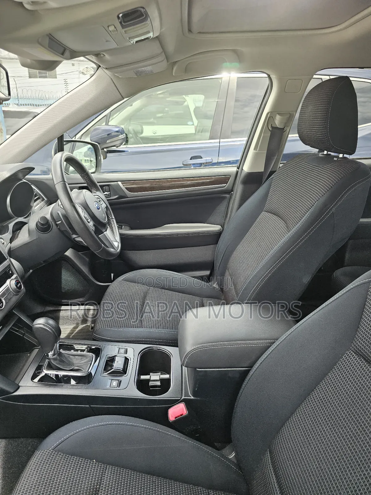 Subaru Outback 2.5i Premium AWD 2017 White