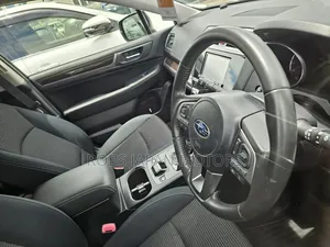 Subaru Outback 2.5i Premium AWD 2017 White