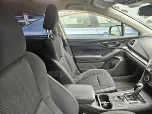 Subaru Impreza 2.0i AWD Hatchback 2018 White
