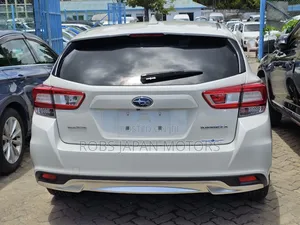 Subaru Impreza 2.0i AWD Hatchback 2018 White