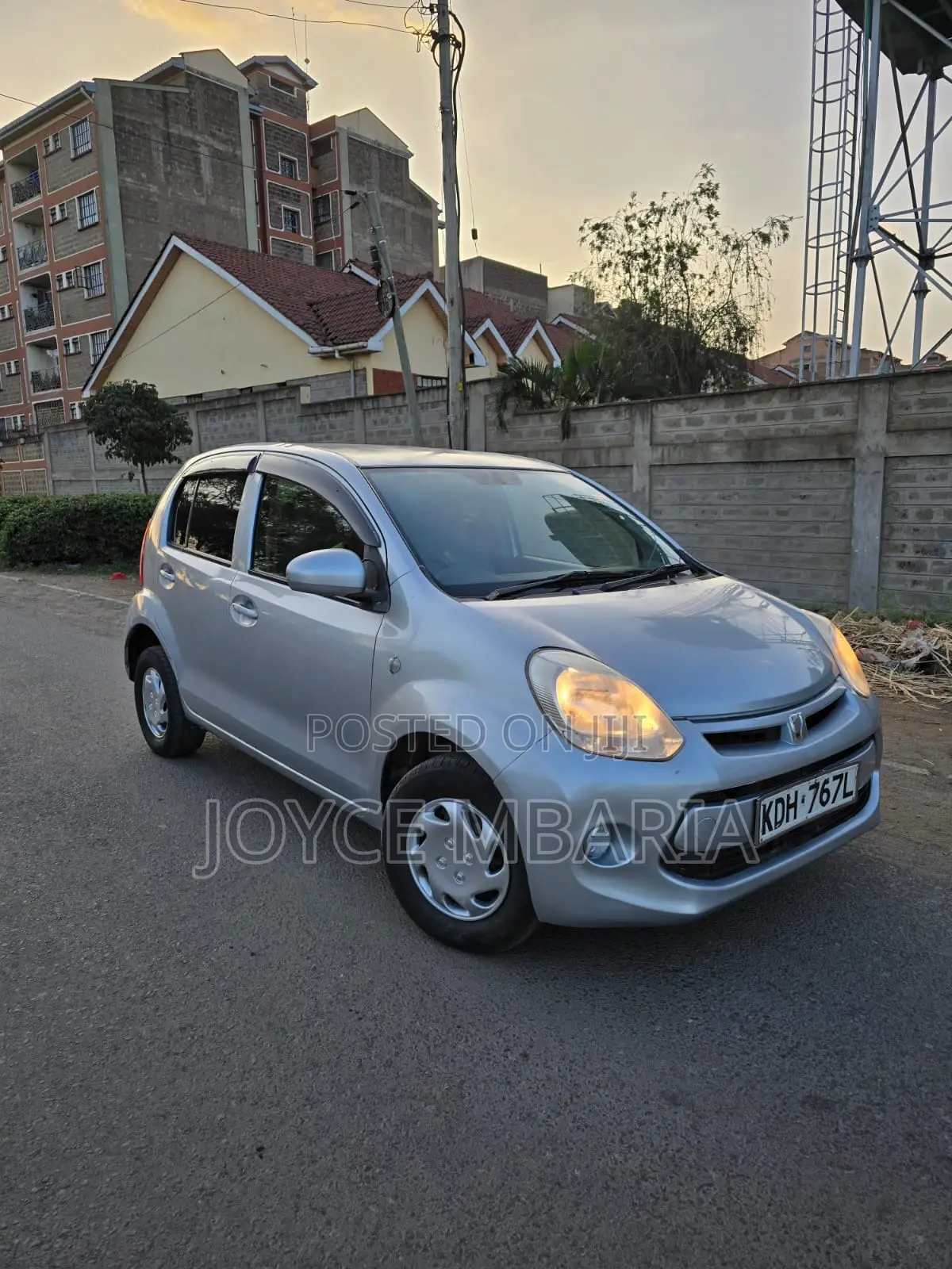 Toyota Passo 2015 Silver