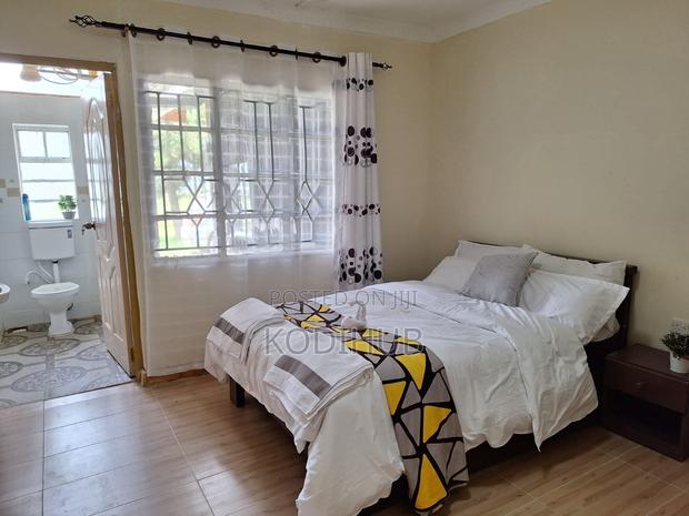 Lanet 4 Bedroom Airbnb With Private Compound in Nakuru - thumbnail 6