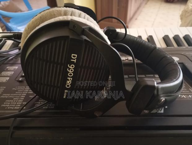 Studio Headphones - thumbnail 2