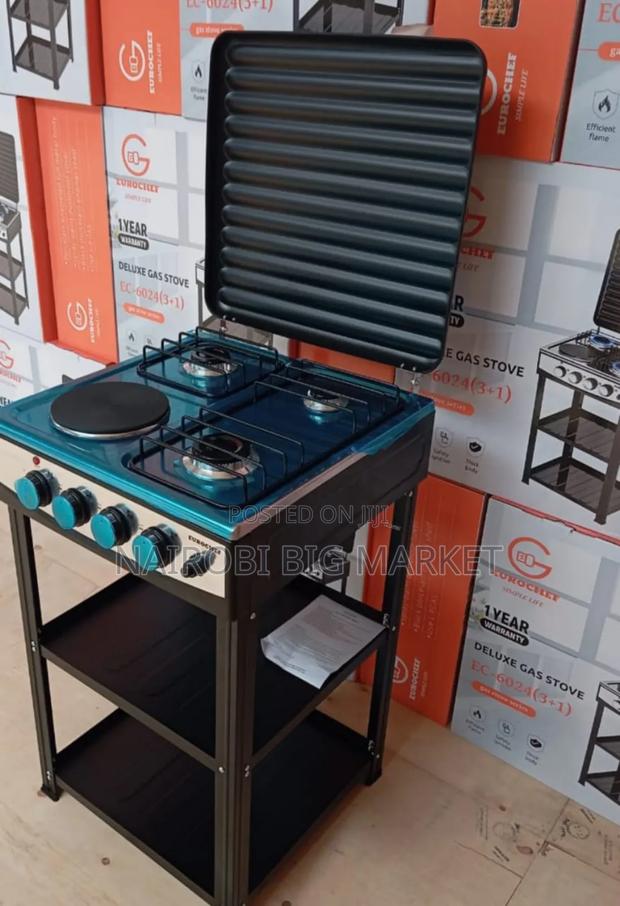 Black 3+1 Gas Cooker With Shelves - main view