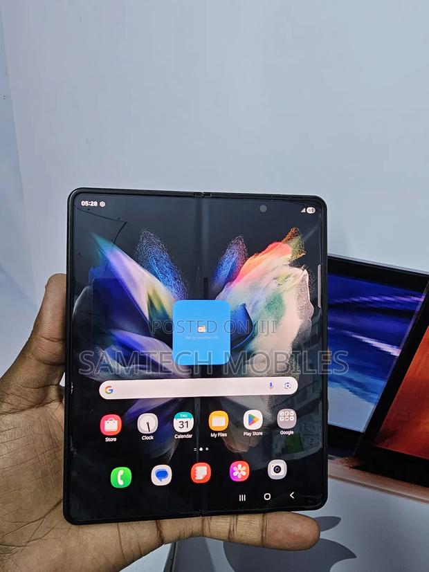 Samsung Galaxy Z Fold 3 256 GB Black - thumbnail 3