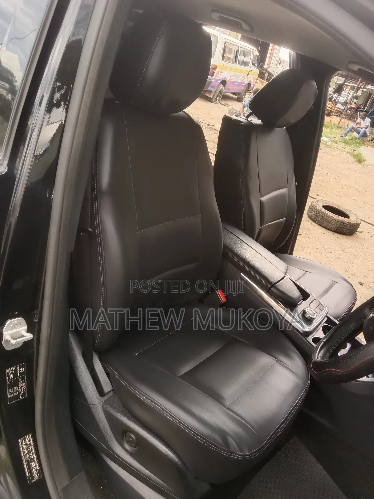Axio Cream/Silver Seat Covers