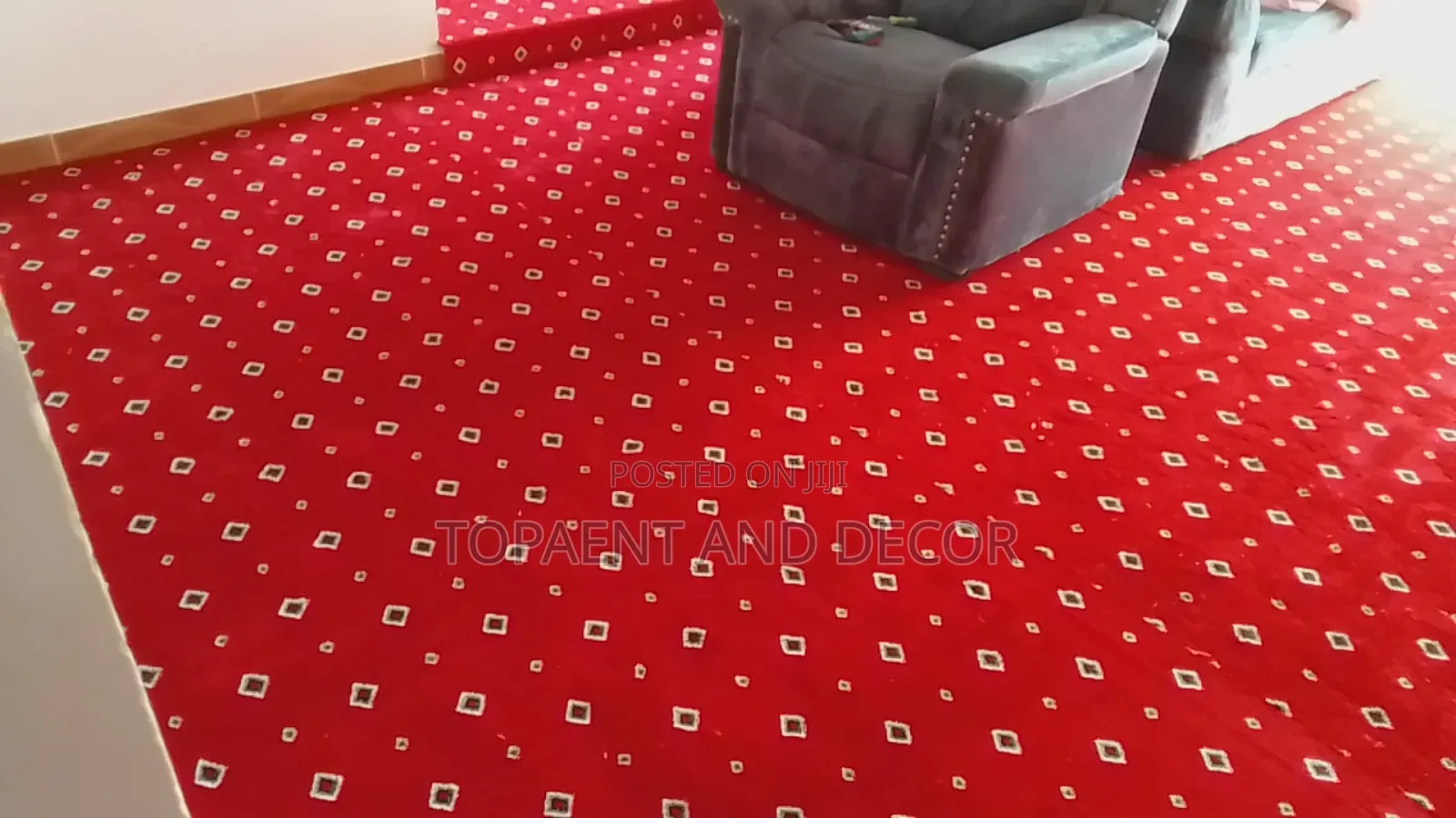 Custom Fit Wall to Wall Carpet Neat Edge Finish