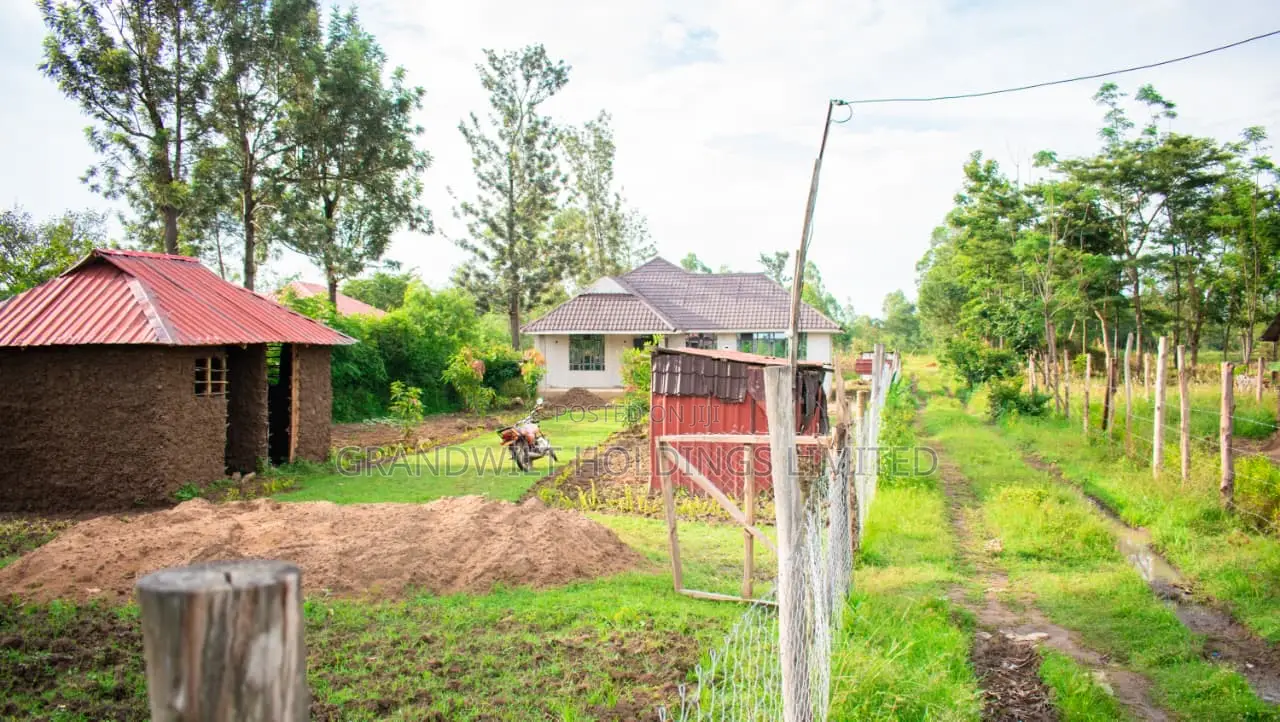 2bdrm House in Malaba Central for sale