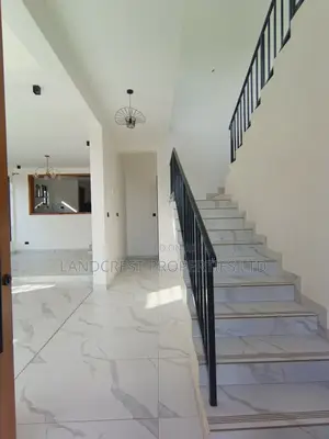 4bdrm Townhouse/Terrace in Uthiru for sale