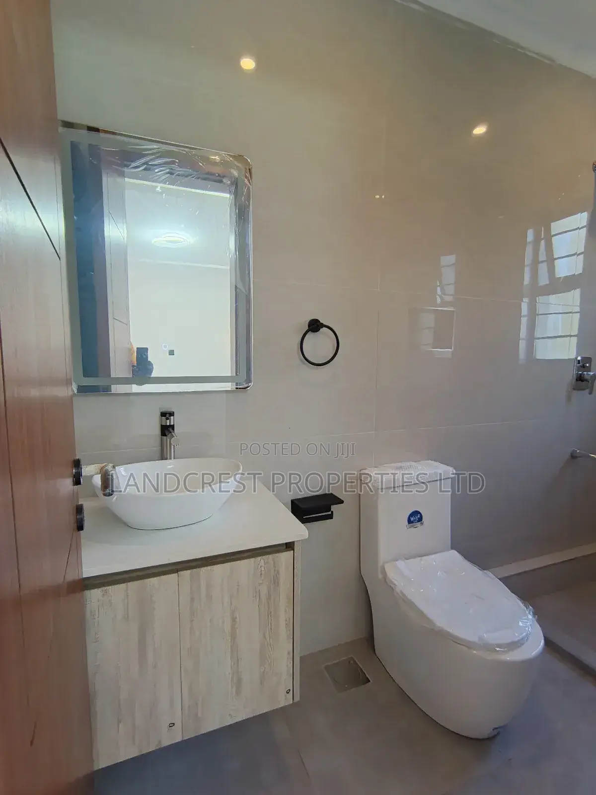 4bdrm Townhouse/Terrace in Uthiru for sale