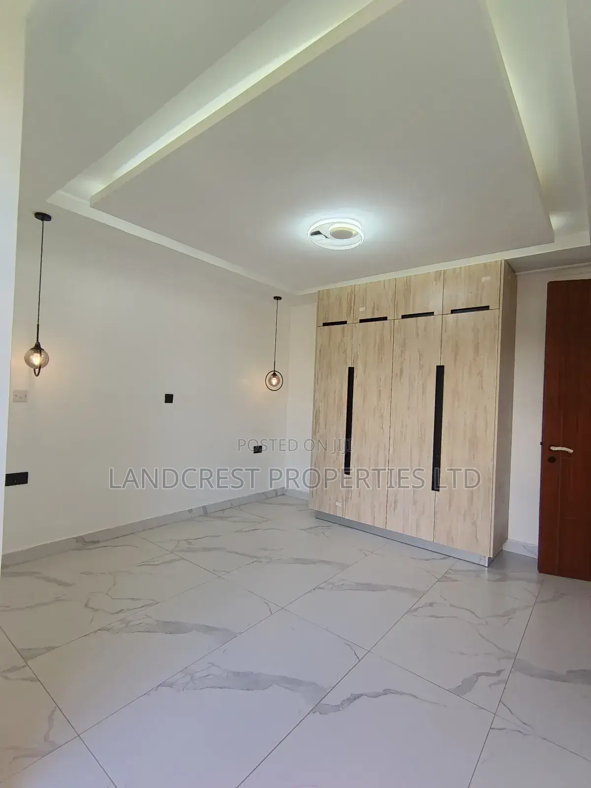 4bdrm Townhouse/Terrace in Uthiru for sale