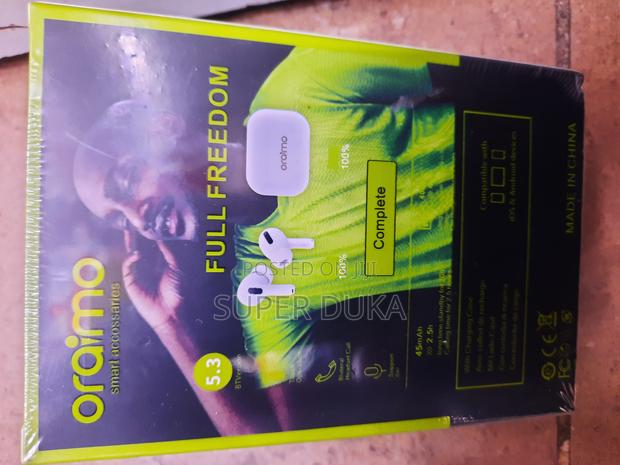 Oraimo Super Bass Wireless Earbuds With Charging Case. Ear Pod - thumbnail 3