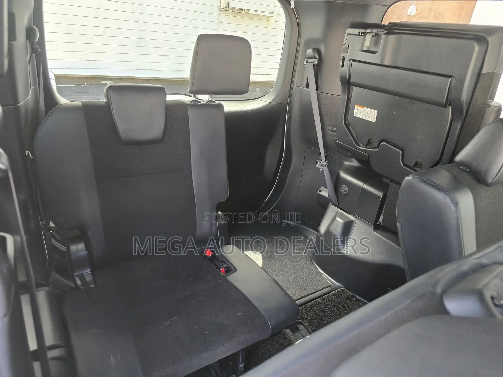 Toyota Noah 2018 White