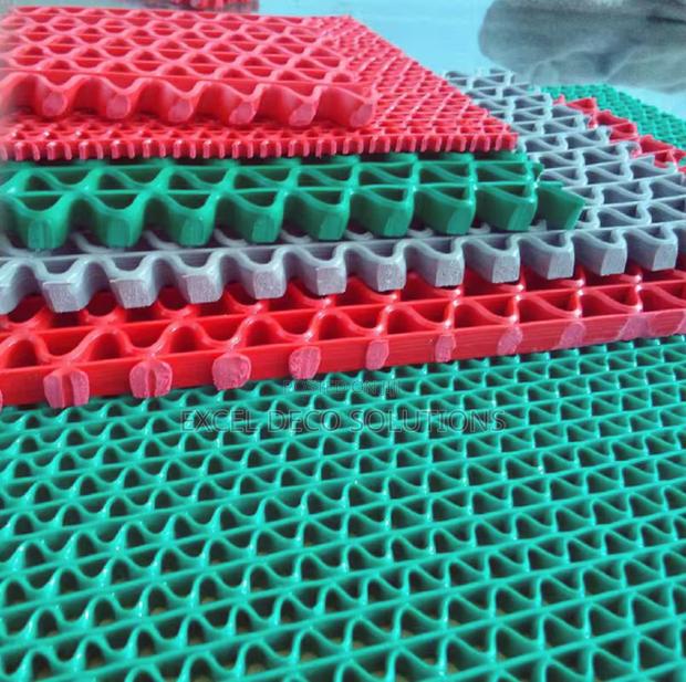 5mm Thick Anti-Slip Mats – Protect Every Step - main view