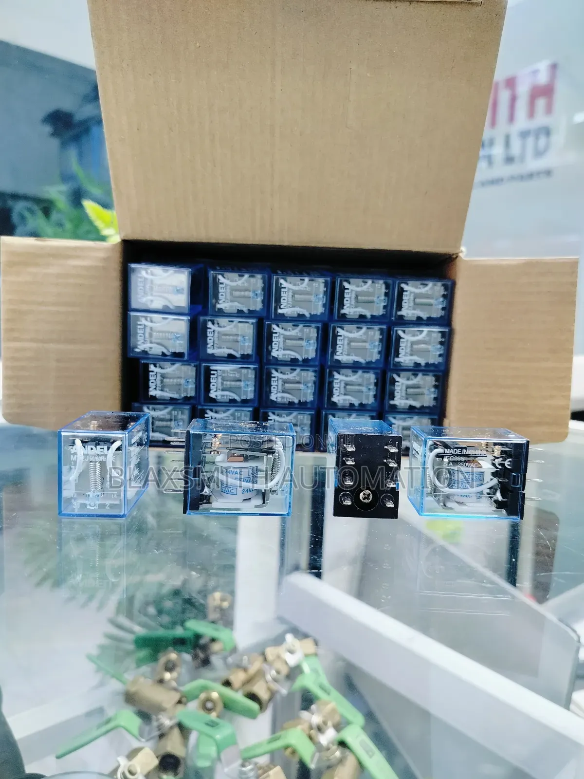 Relay 8-Pin (My2j) Ac220, Ac24 Dc24