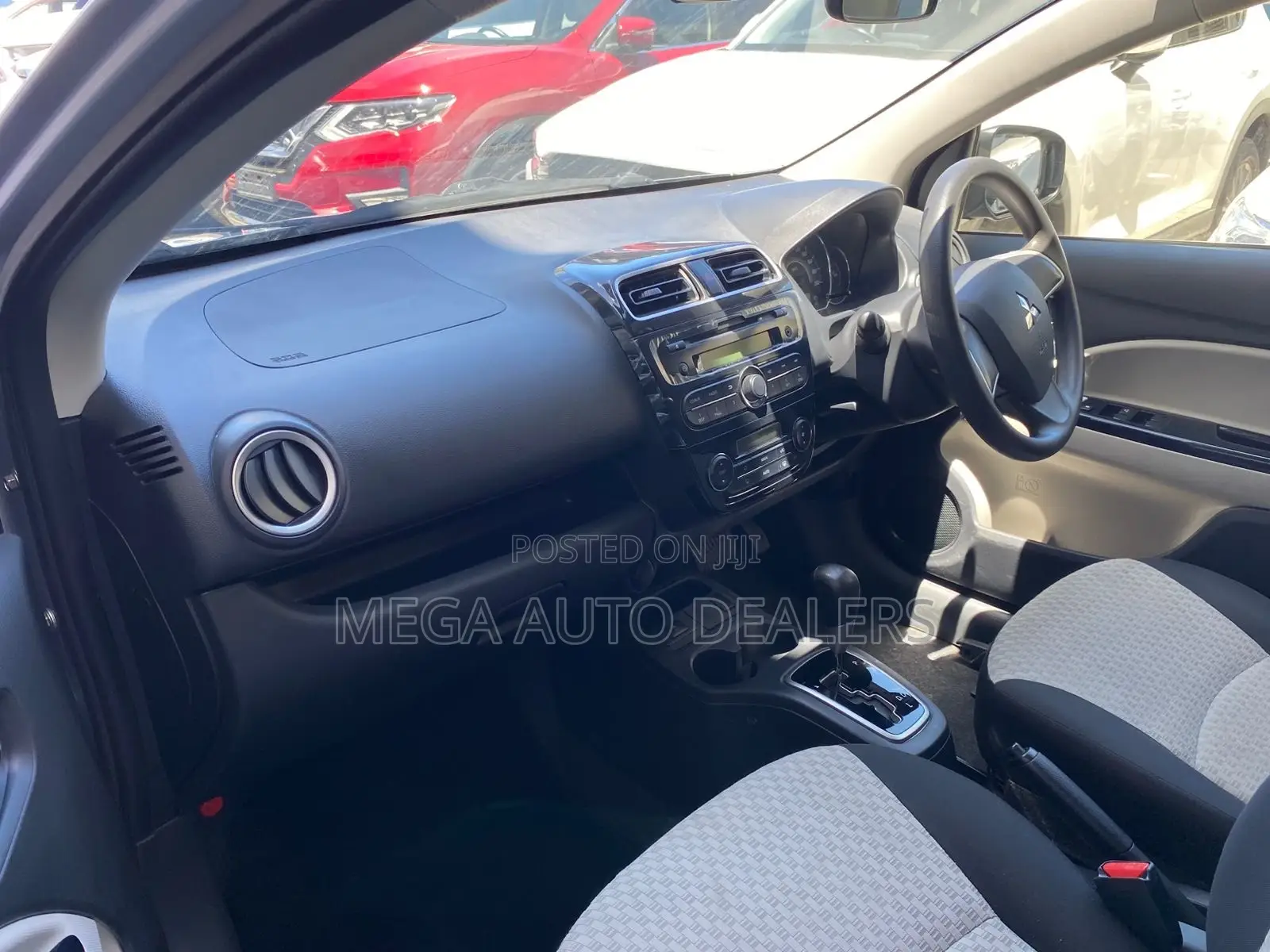 Mitsubishi Mirage 2018 Silver