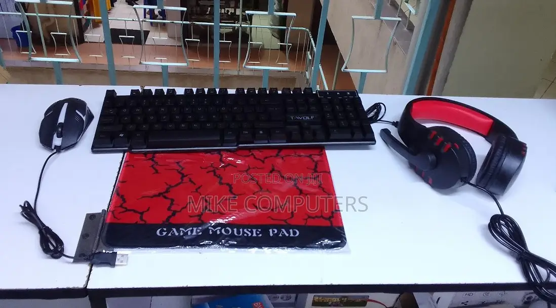 4 in 1 Mechanical Gaming Accessories Keyboard,