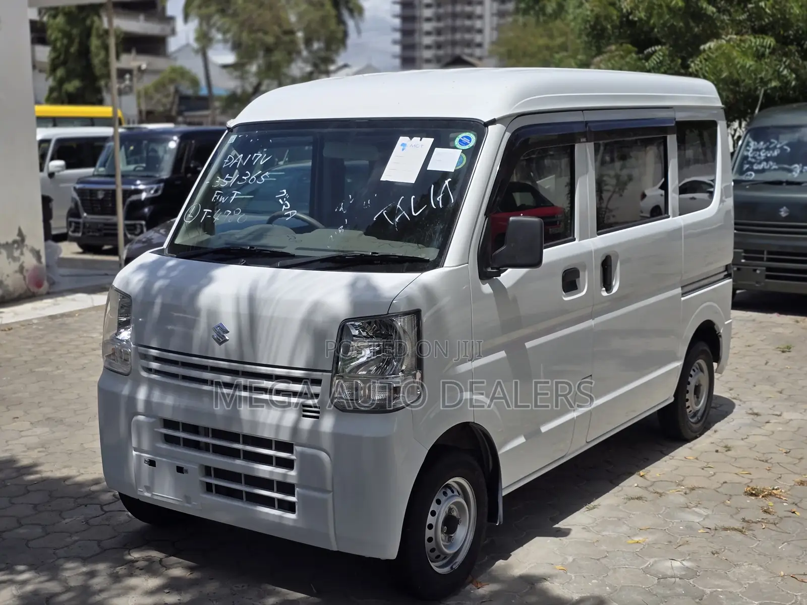 Suzuki Every Wagon 2018 White