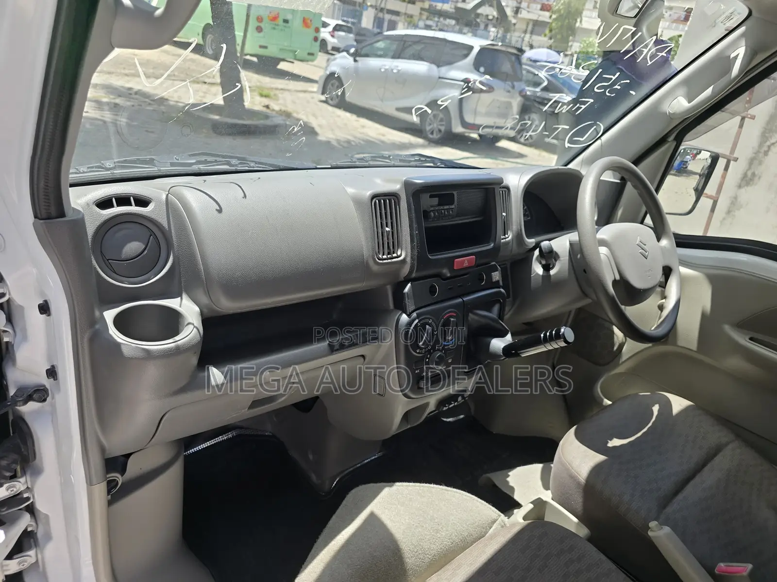 Suzuki Every Wagon 2018 White