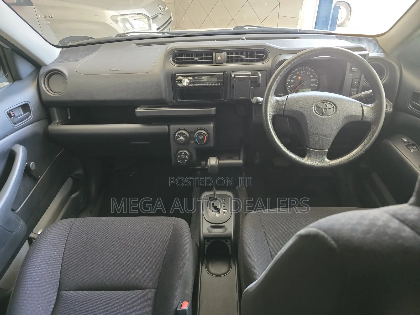 Toyota Probox 2018 Silver