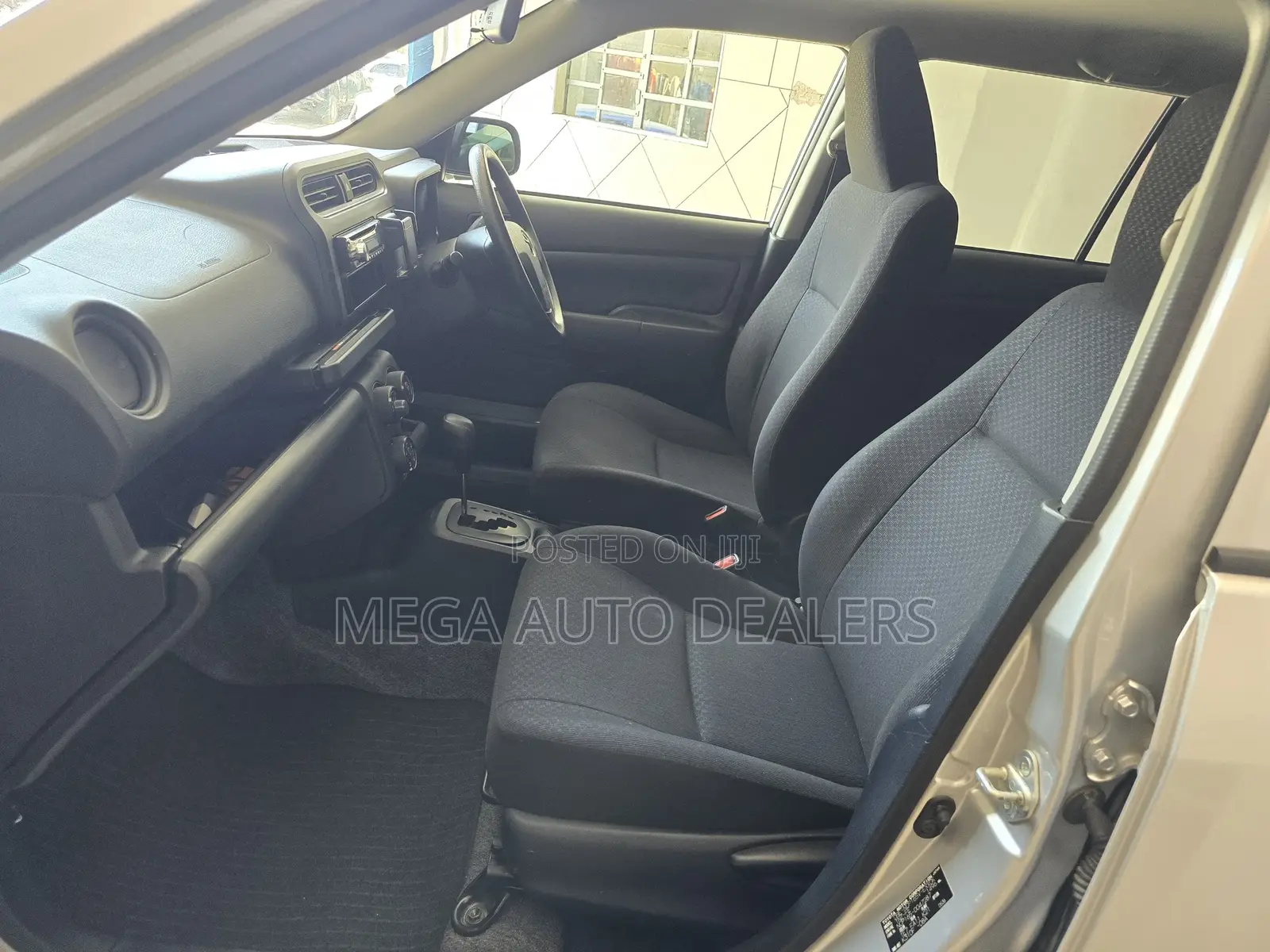 Toyota Probox 2018 Silver