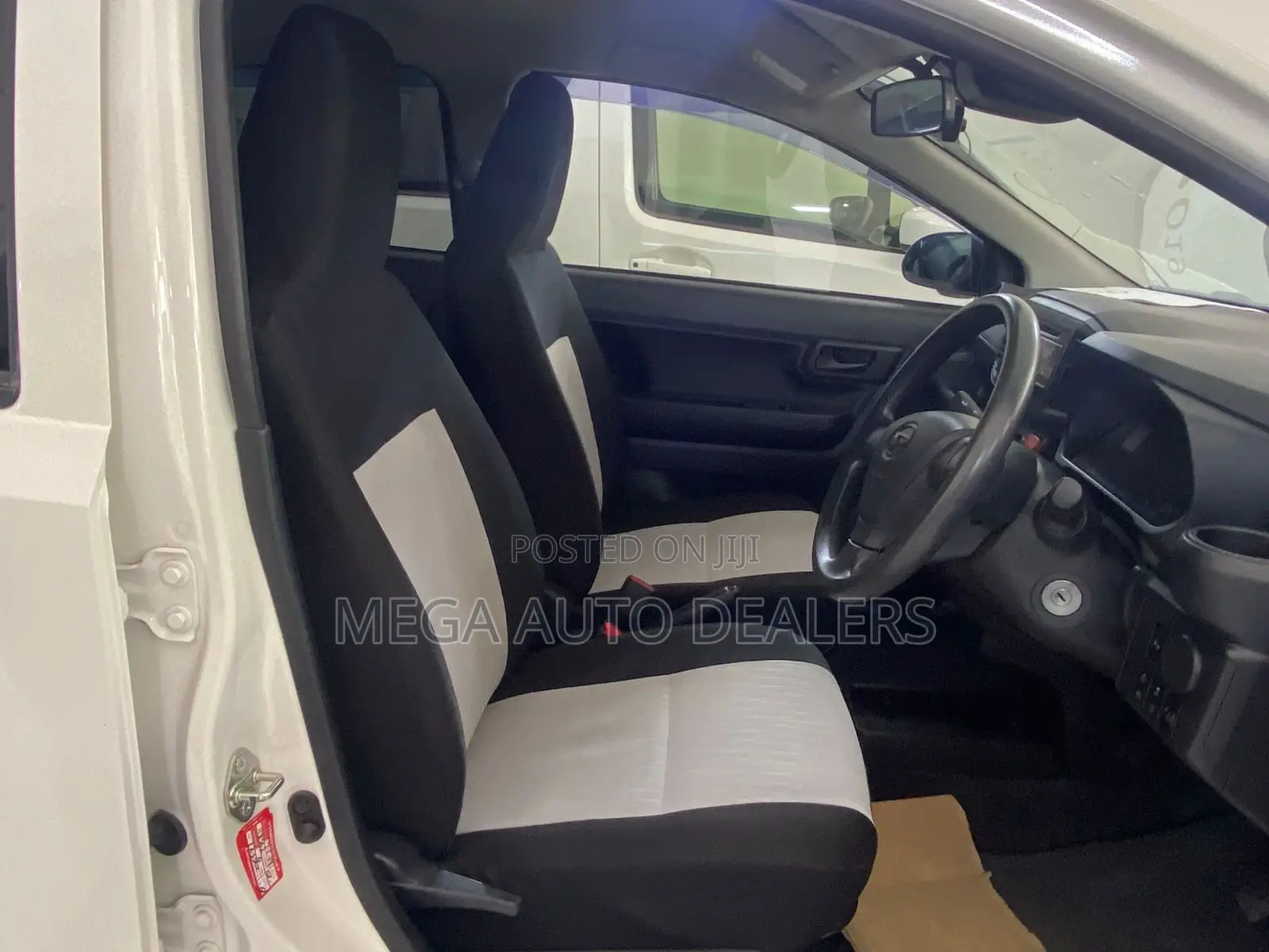 Daihatsu Mira 2019 White