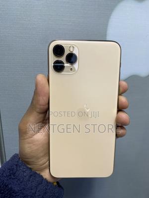 Apple iPhone 11 Pro Max 512 GB Gold - main view