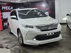 Toyota Harrier 2018 White