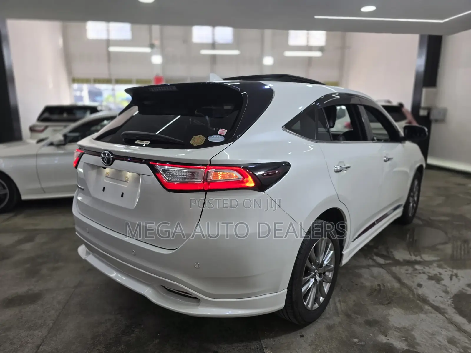 Toyota Harrier 2018 White