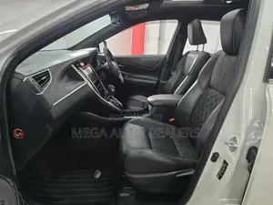 Toyota Harrier 2018 White