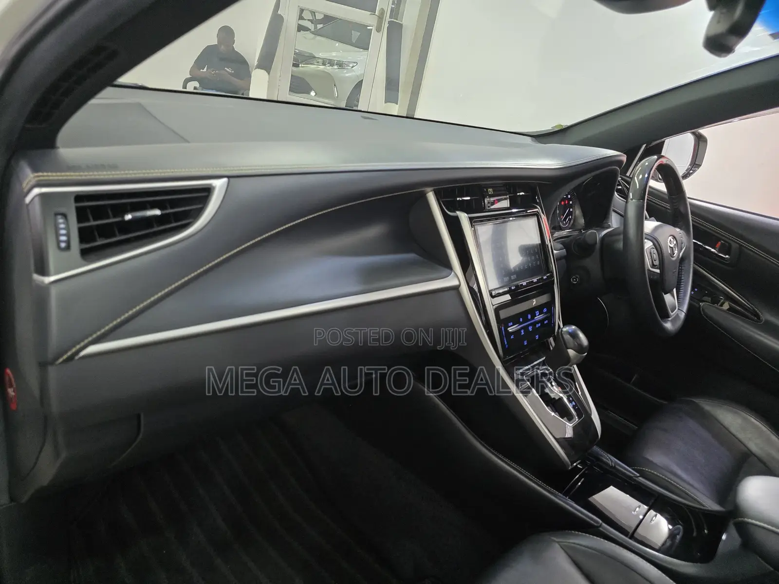 Toyota Harrier 2018 White