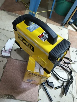High Current Dewalt Welding Machine Invertor 500 Amps + Free Rods