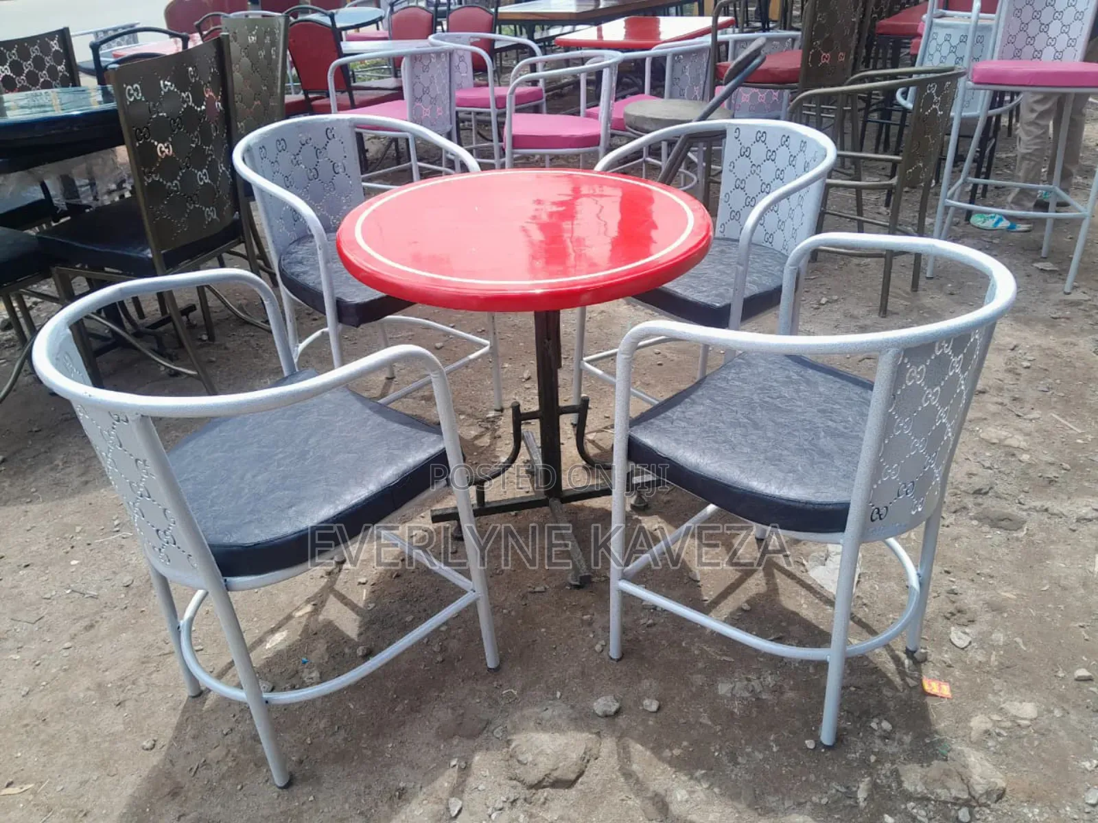 Htel Bar and Restaurant Chairs and Table