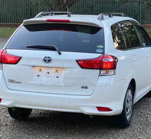 Toyota Corolla Fielder 2018 White