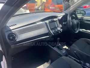 Toyota Axio 2018 Black
