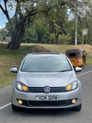 Volkswagen Golf 2012 Silver