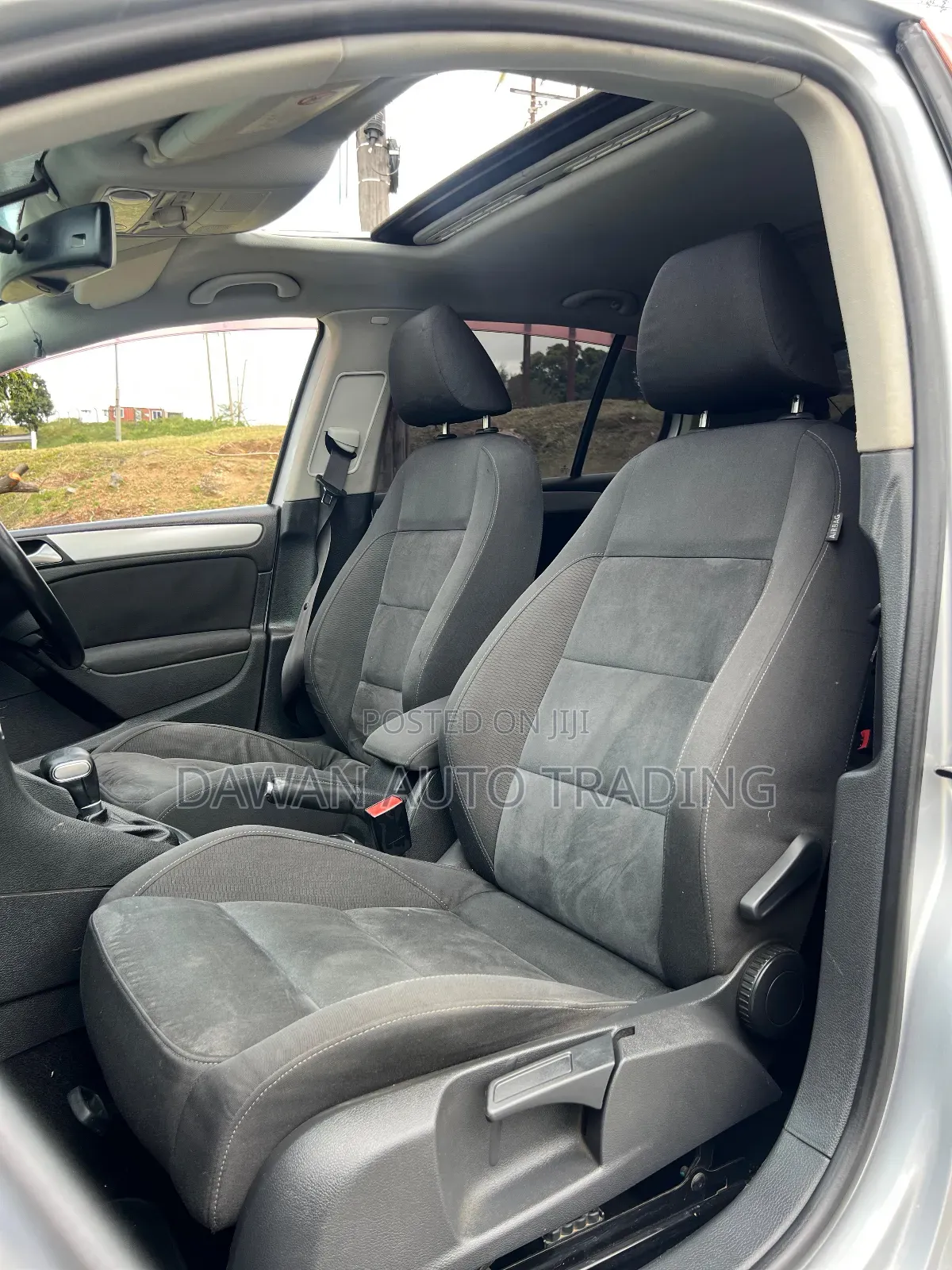Volkswagen Golf 2012 Silver