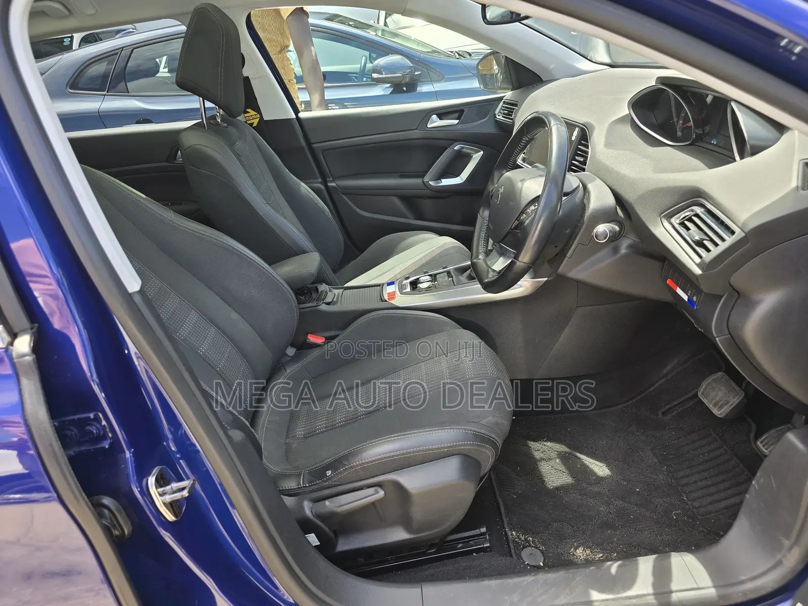 Peugeot 308 2018 Blue