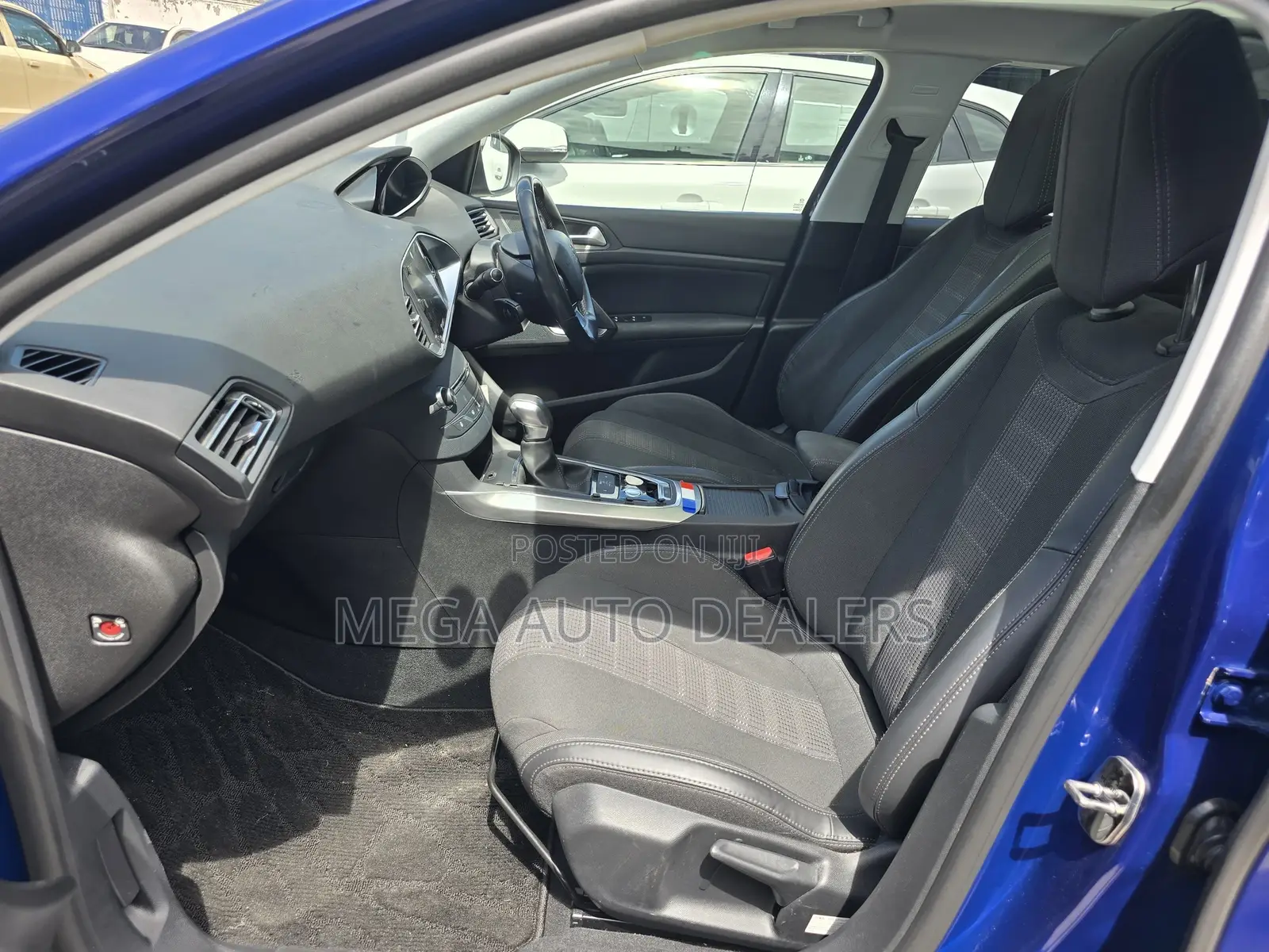 Peugeot 308 2018 Blue