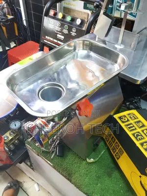 Quality Meat Mincer M12