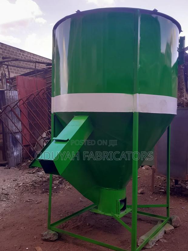 Feed Mixer (1 Tonne) - thumbnail 2