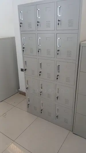Durable Professional 15-Locker Grade B Cabinet