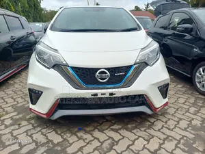 Nissan Note 1.2 Hybrid NISMO 2019 White